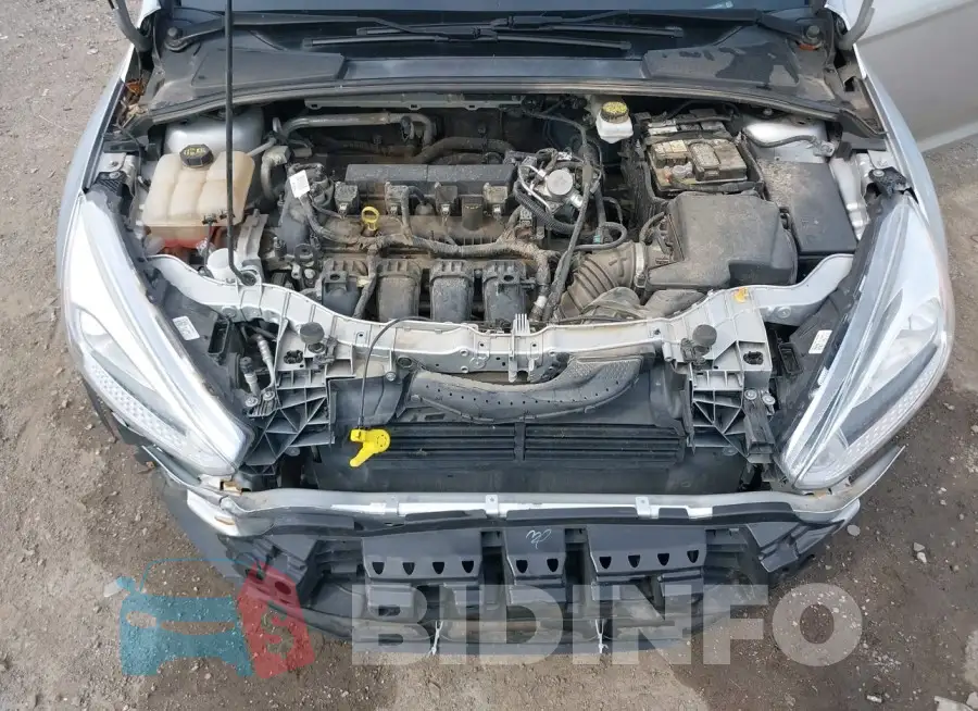 1FADP3F23JL207947 Photo# 10