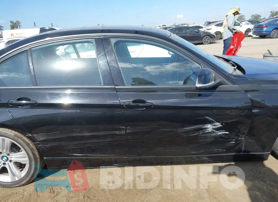 WBA8E9G57GNU28815 Photo# 13