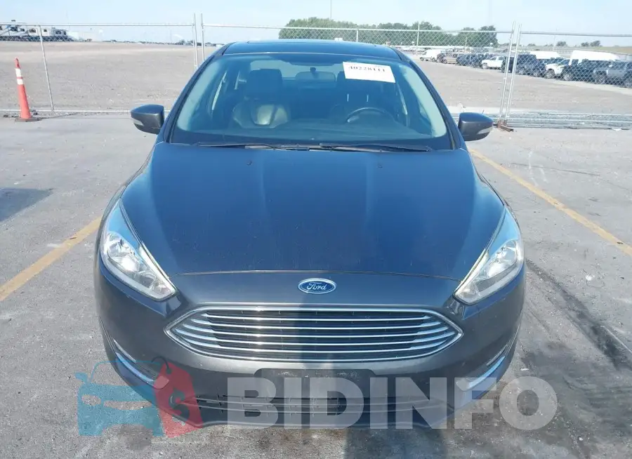 1FADP3J26HL317862 Photo# 6