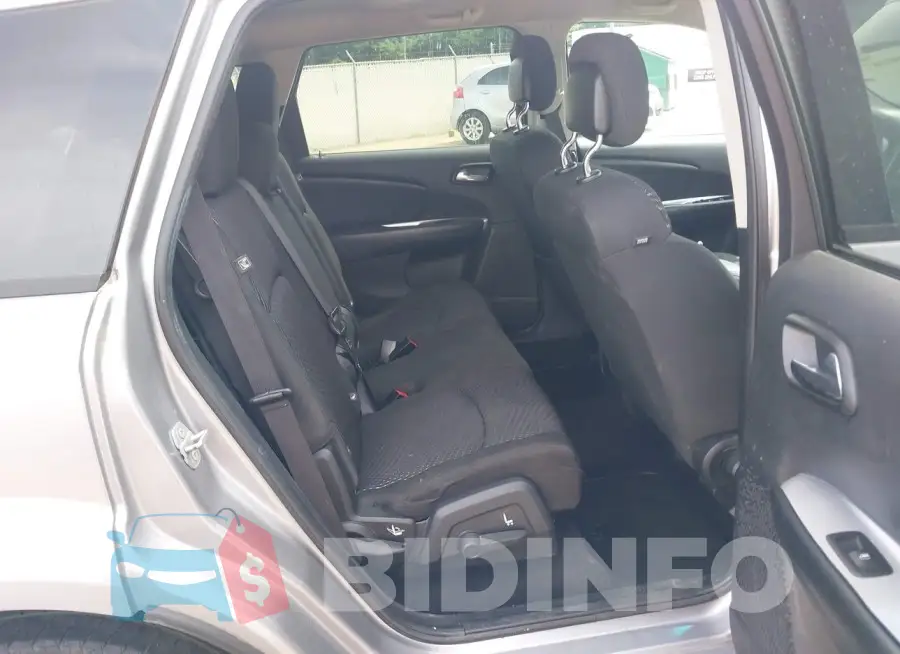 3C4PDCAB5GT115419 Photo# 8