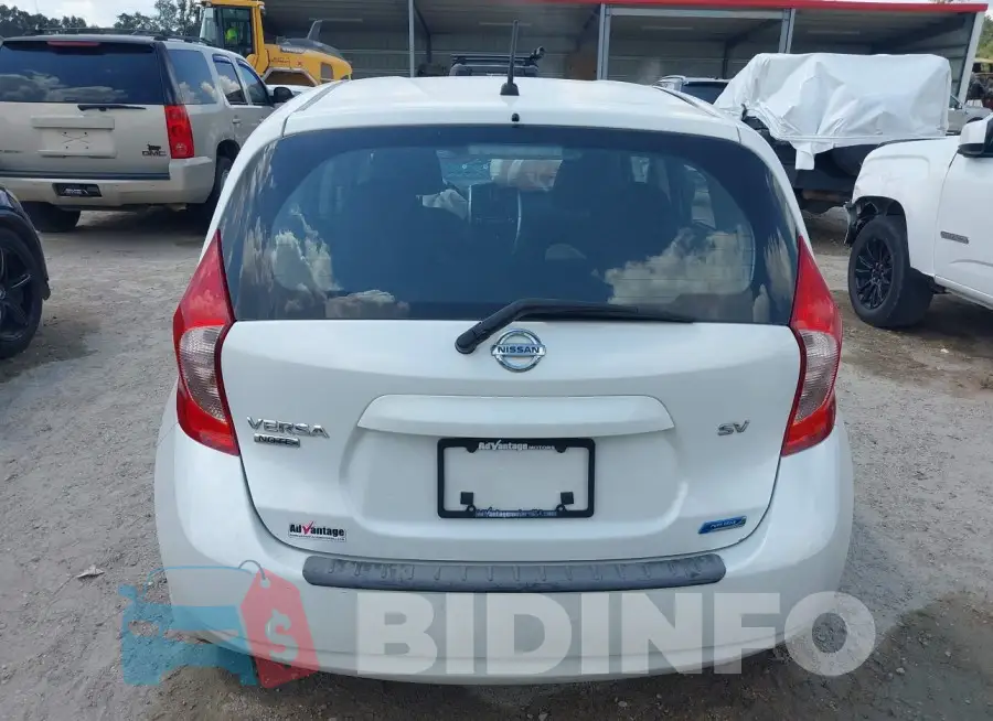 3N1CE2CP5FL401125 Photo# 16