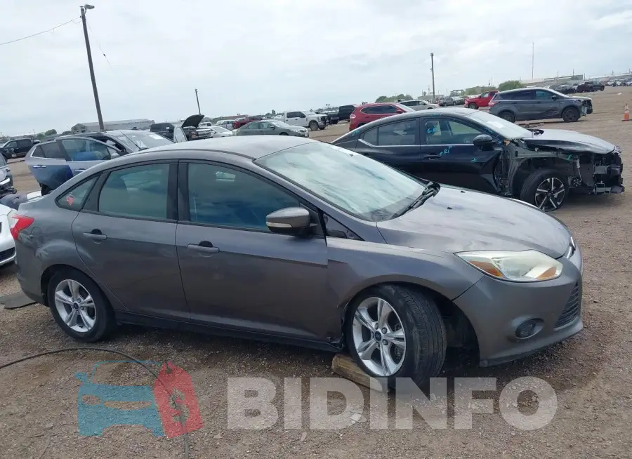1FADP3F25EL320983 Photo# 13