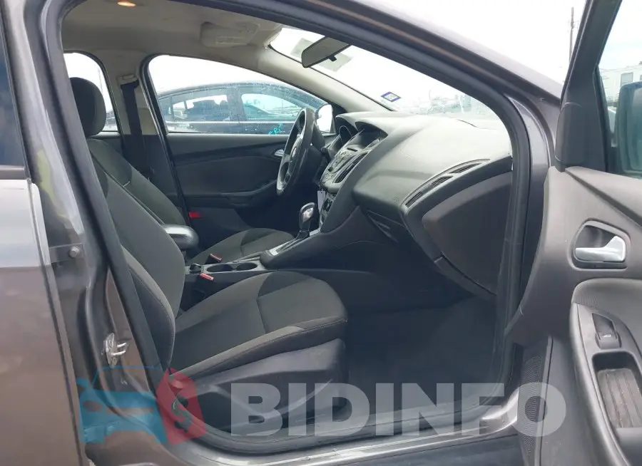 1FADP3F25EL320983 Photo# 5