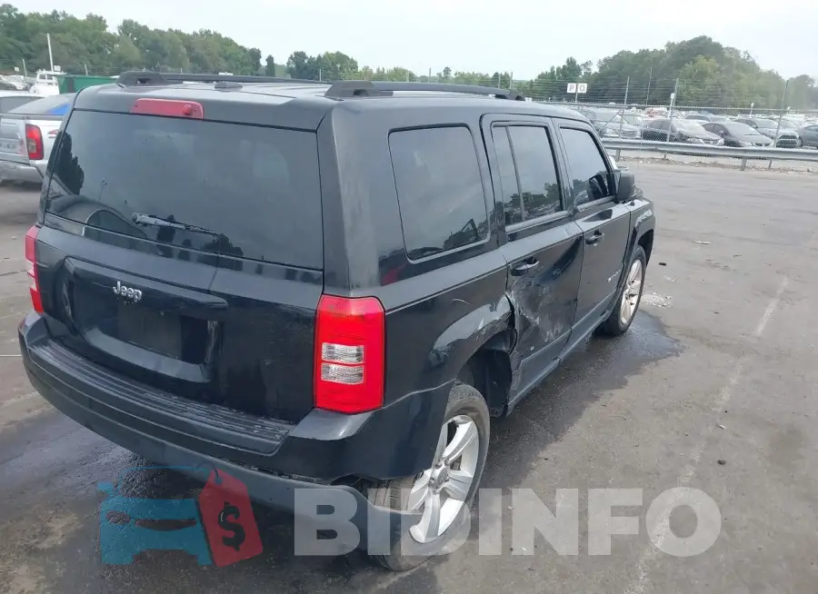 1C4NJPFB5ED624493 Photo# 4