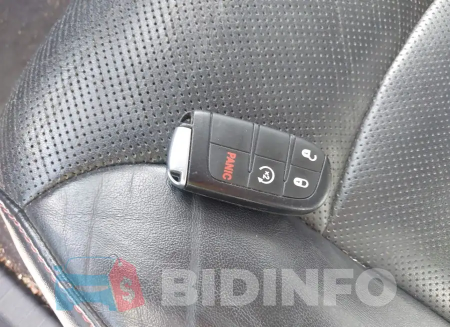 3C4PDCEG4KT773201 Photo# 11