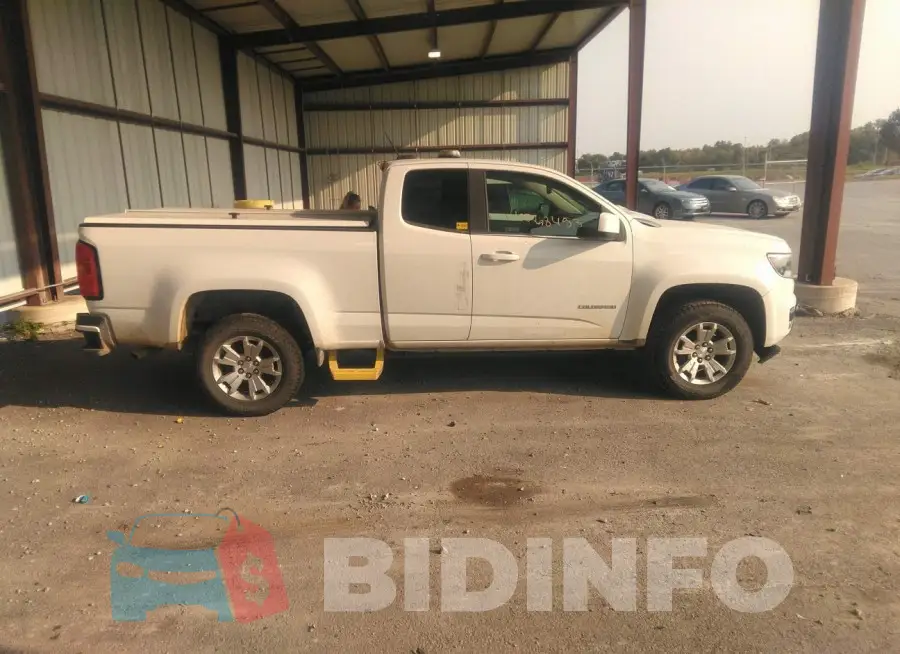 1GCHSCEA5L1156145 Photo# 14