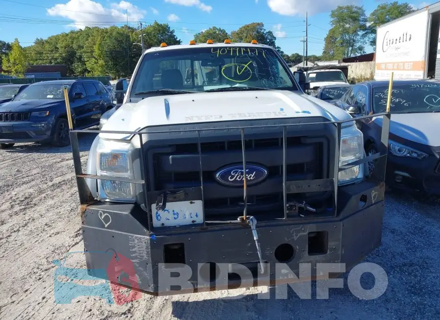 1FDUF5HT2EEB52881 Photo# 11