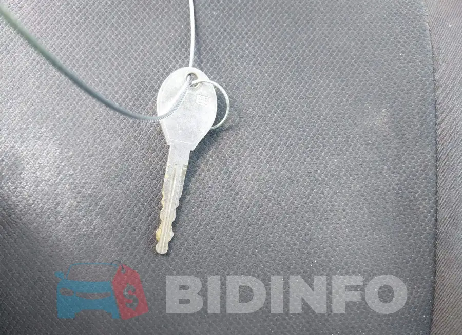 3N1CE2CP0GL405617 Photo# 11