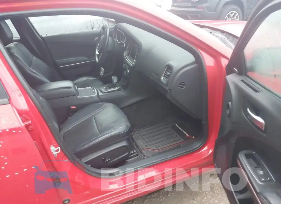 2C3CDXHG6FH754055 Photo# 5