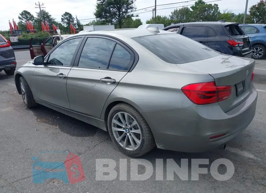 WBA8E1G53JNU92035 Photo# 3