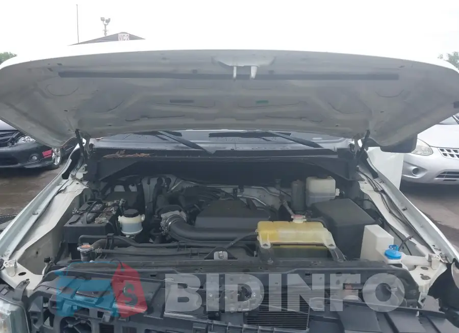 1N6BF0KM4GN800768 Photo# 10