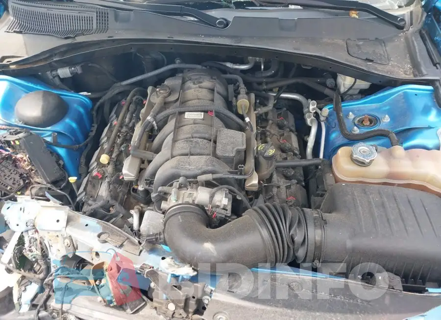 2C3CDXCT4FH895954 Photo# 10