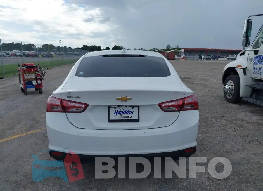 1G1ZD5ST3LF087872 Photo# 16