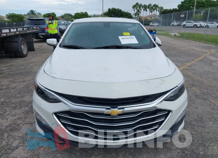 1G1ZD5ST3LF087872 Photo# 6