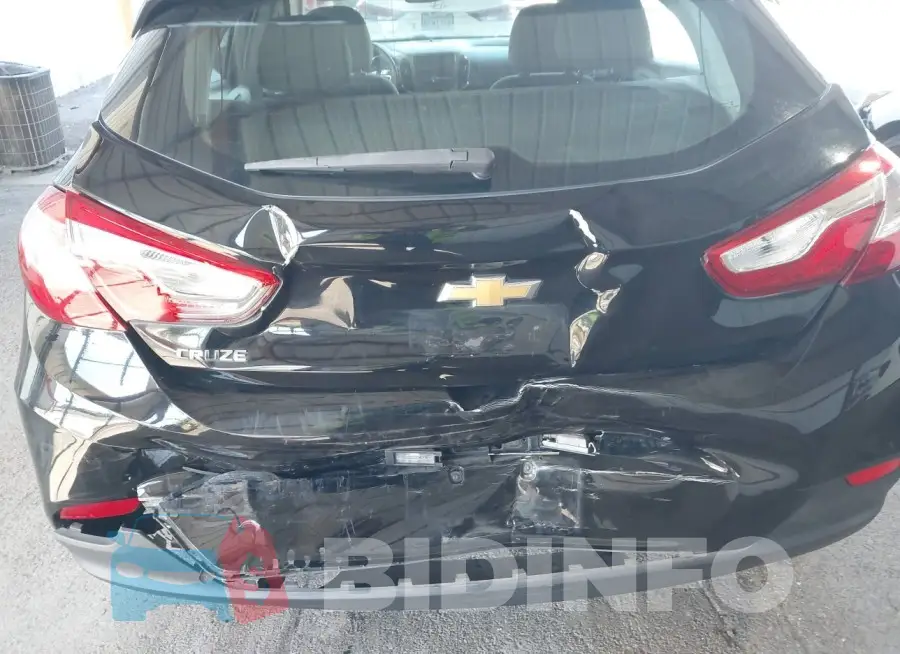 3G1BC6SM8KS602247 Photo# 6