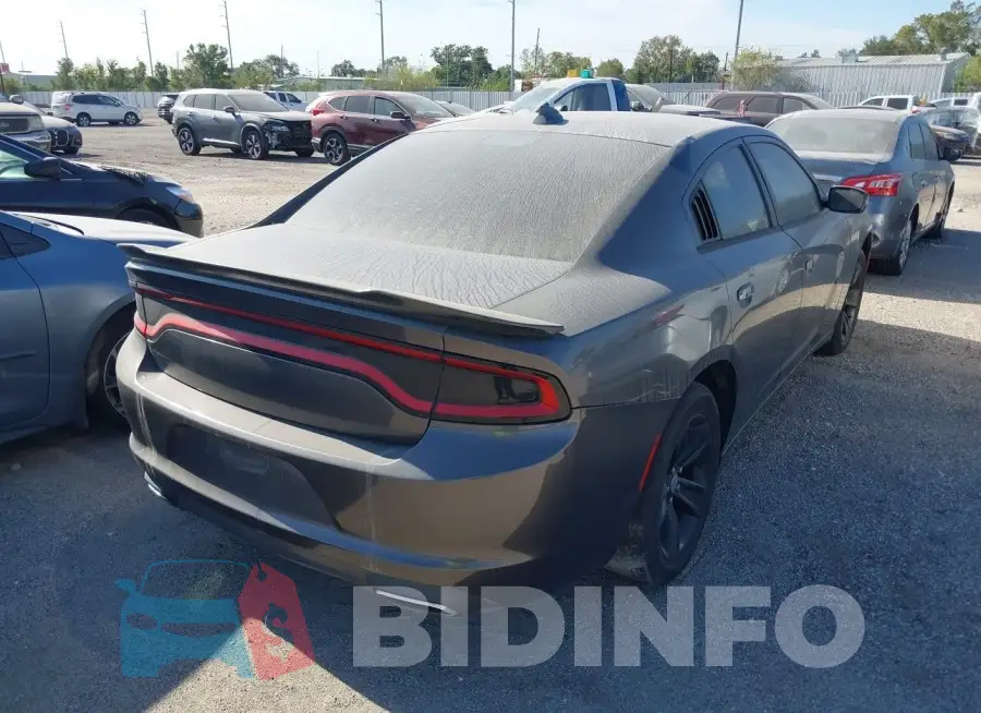 2C3CDXHG0FH879472 Photo# 4