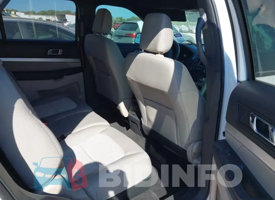 1FM5K7B87JGB16960 Photo# 8