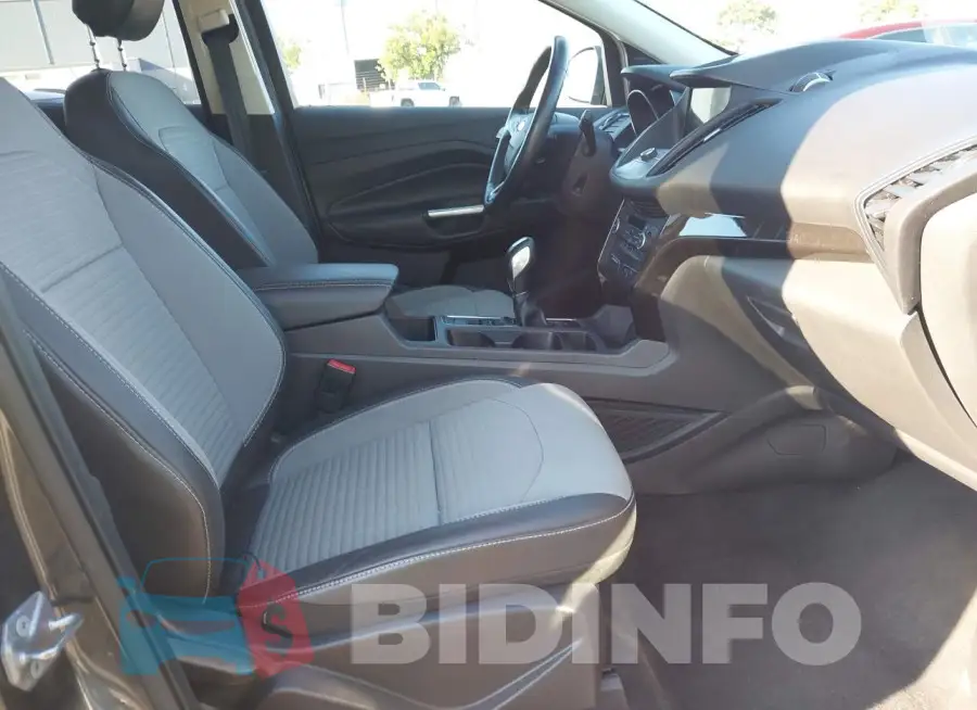 1FMCU0GD5KUB62885 Photo# 5