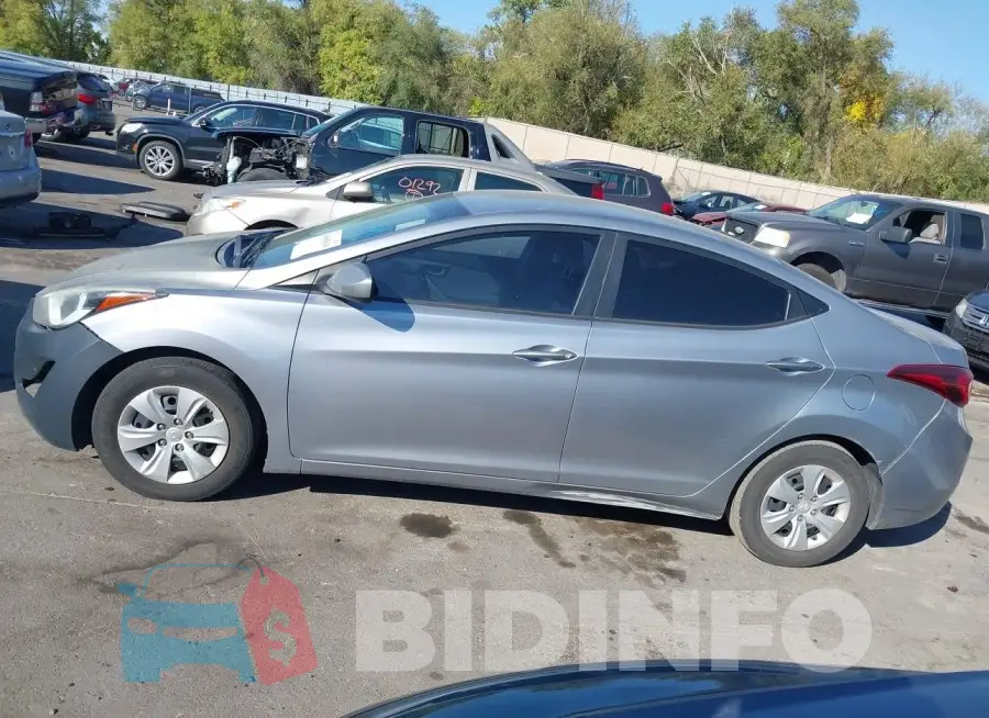 5NPDH4AE9GH731826 Photo# 14