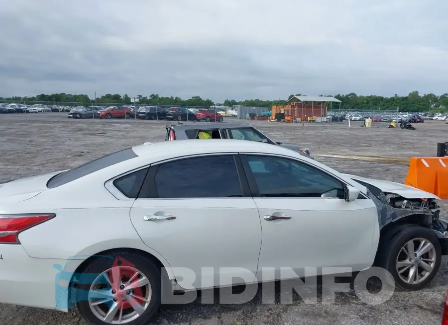 1N4AL3AP1FC166887 Photo# 14