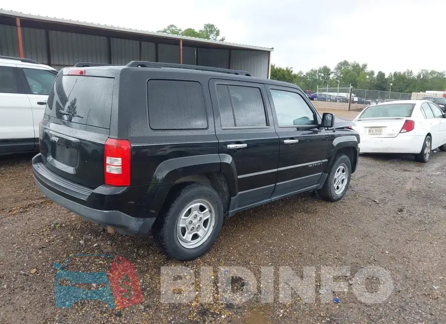 1C4NJPBAXED573375 Photo# 4