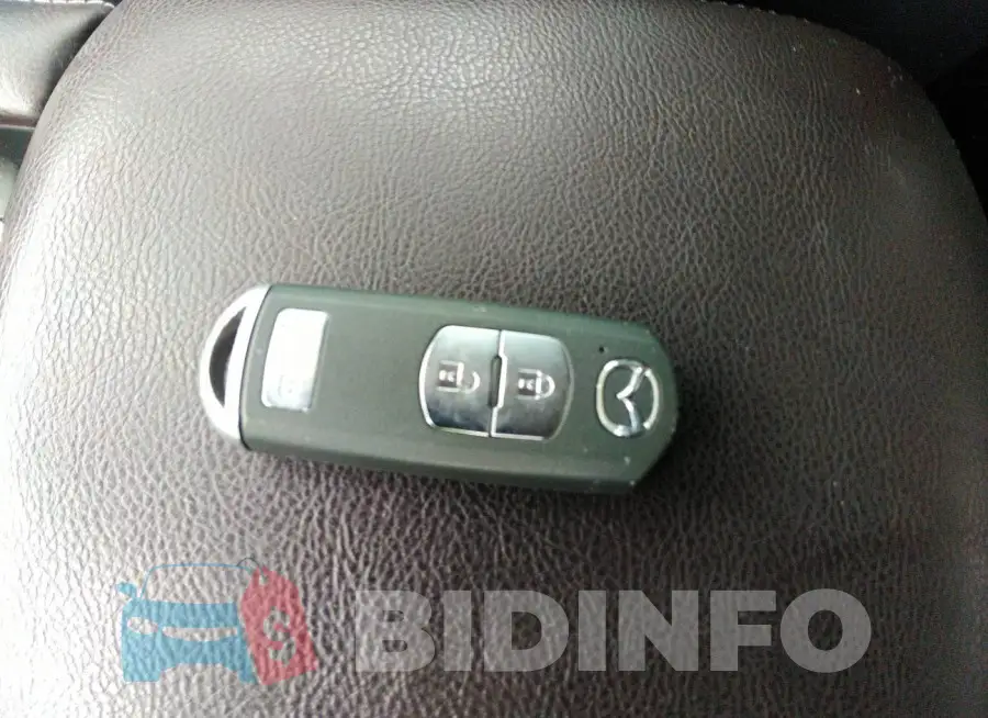 3MZBN1M37JM166063 Photo# 11