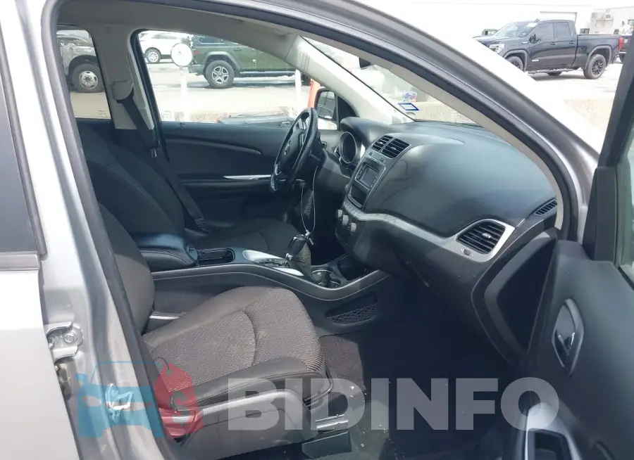 3C4PDCAB3LT272103 Photo# 5