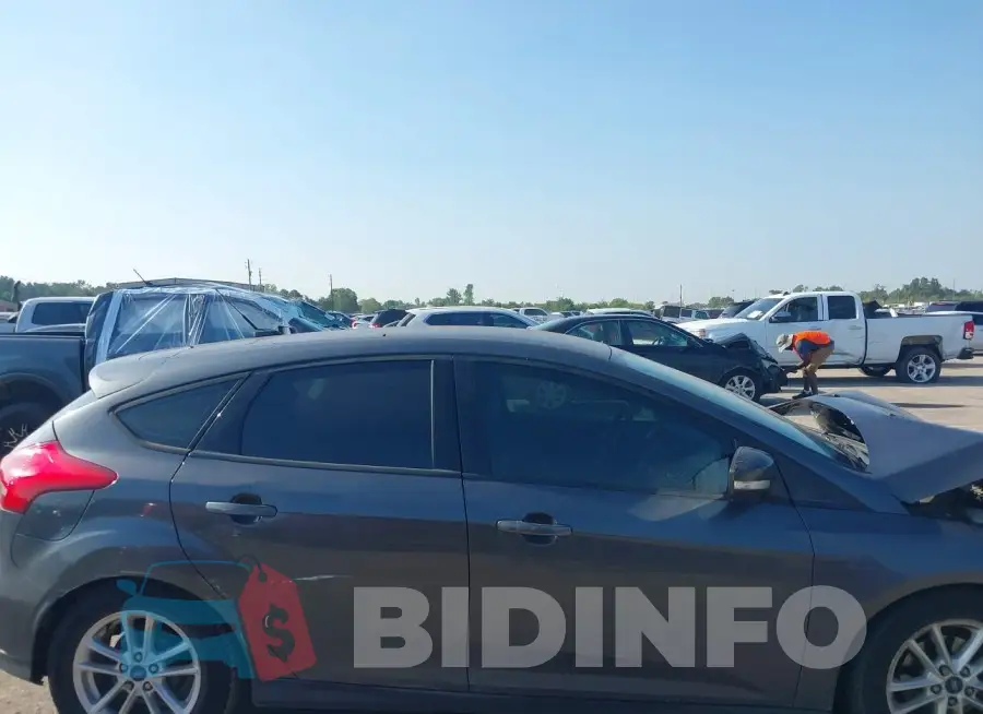 1FADP3K22GL369048 Photo# 13