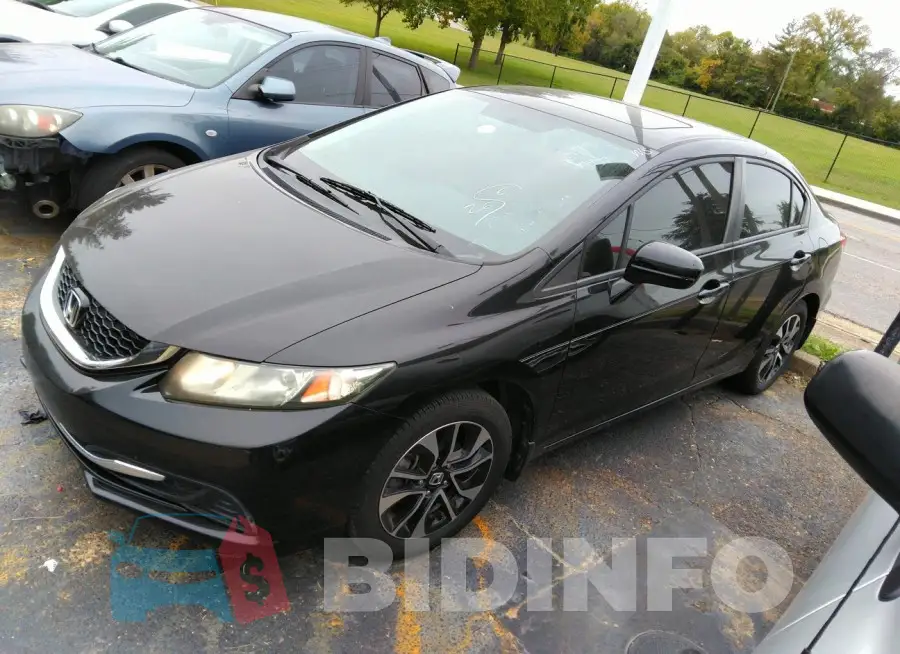 19XFB2F84EE024300 Photo# 2