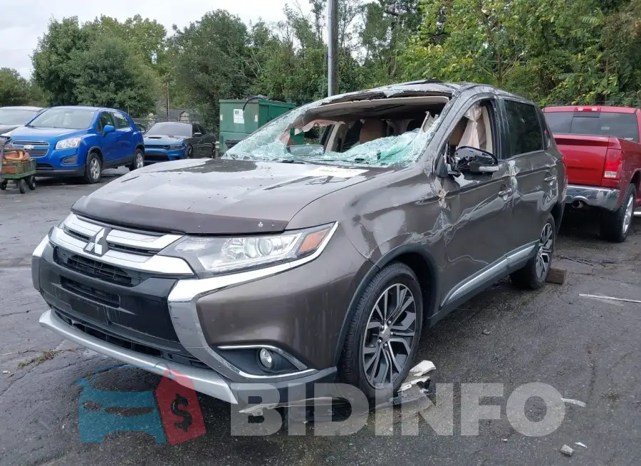 JA4AD3A33JZ044150 Photo# 2