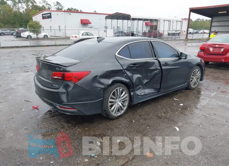 19UUB3F71FA001826 Photo# 4