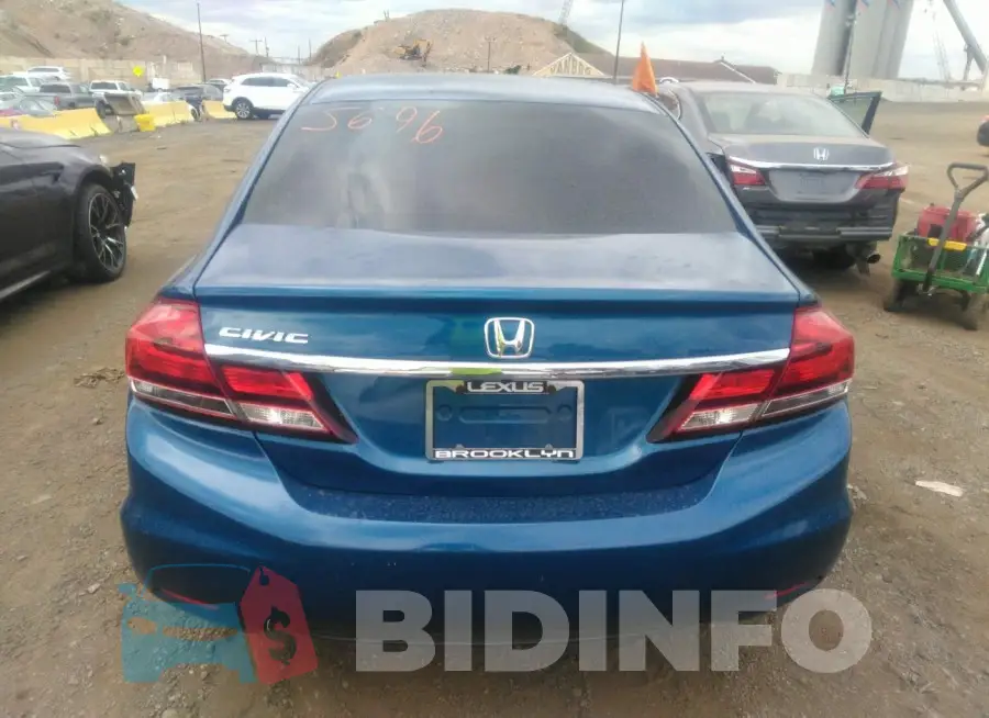 19XFB2F52FE263142 Photo# 16