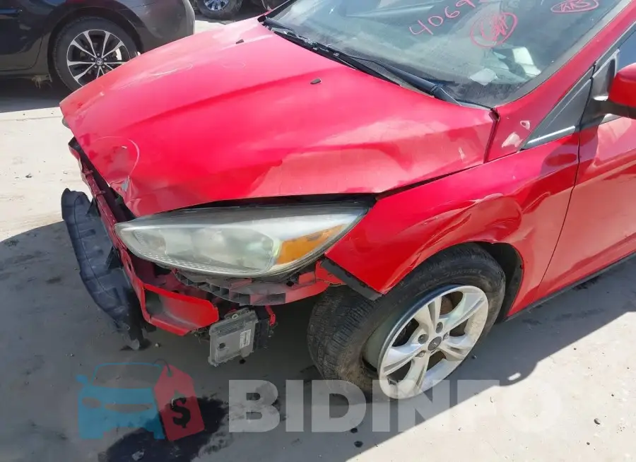 1FADP3F22FL240431 Photo# 16