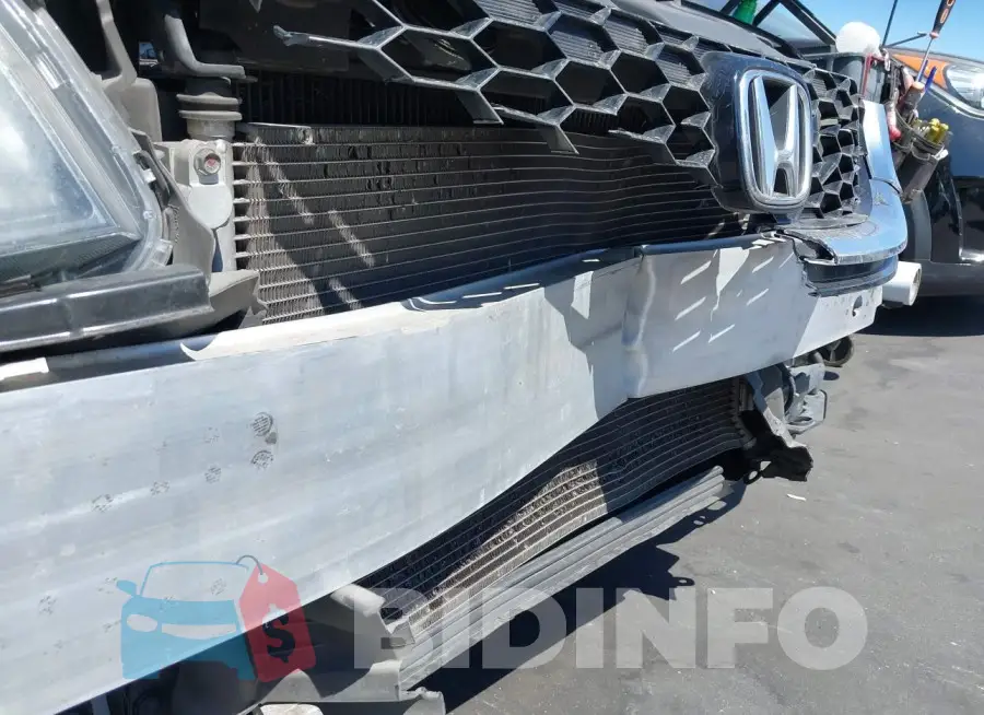 19XFB2F8XFE246762 Photo# 18