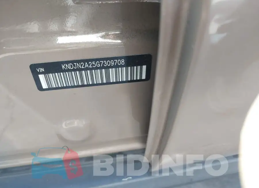 KNDJN2A25G7309708 Photo# 9