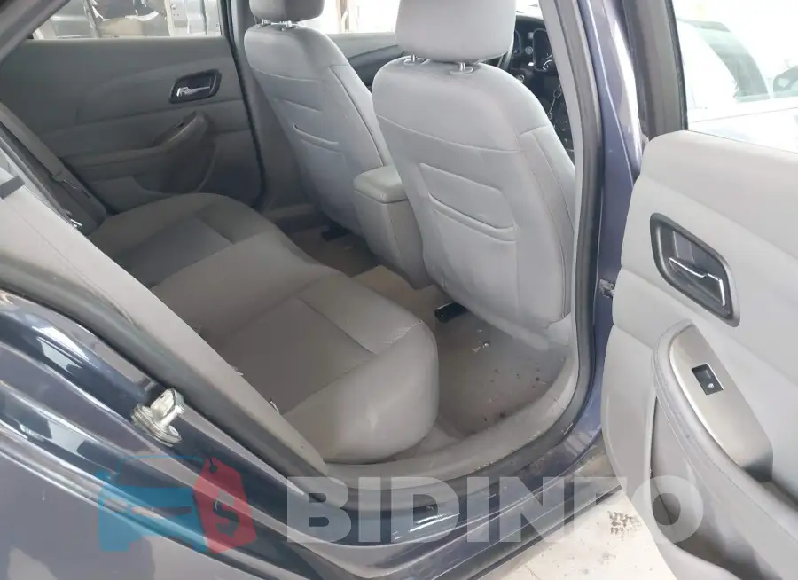 1G11B5SL5FF161168 Photo# 8