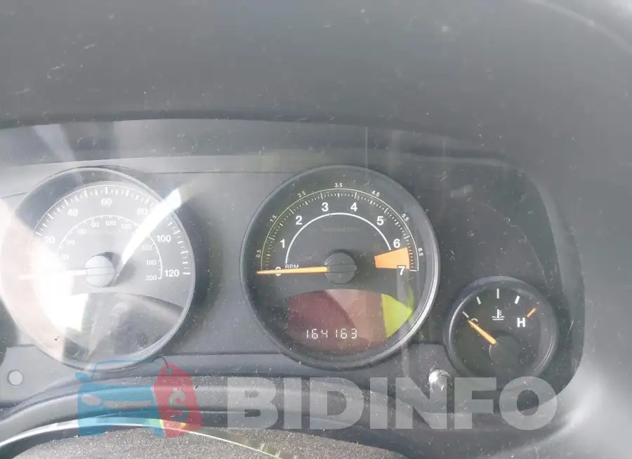 1C4NJRFB8GD654084 Photo# 15