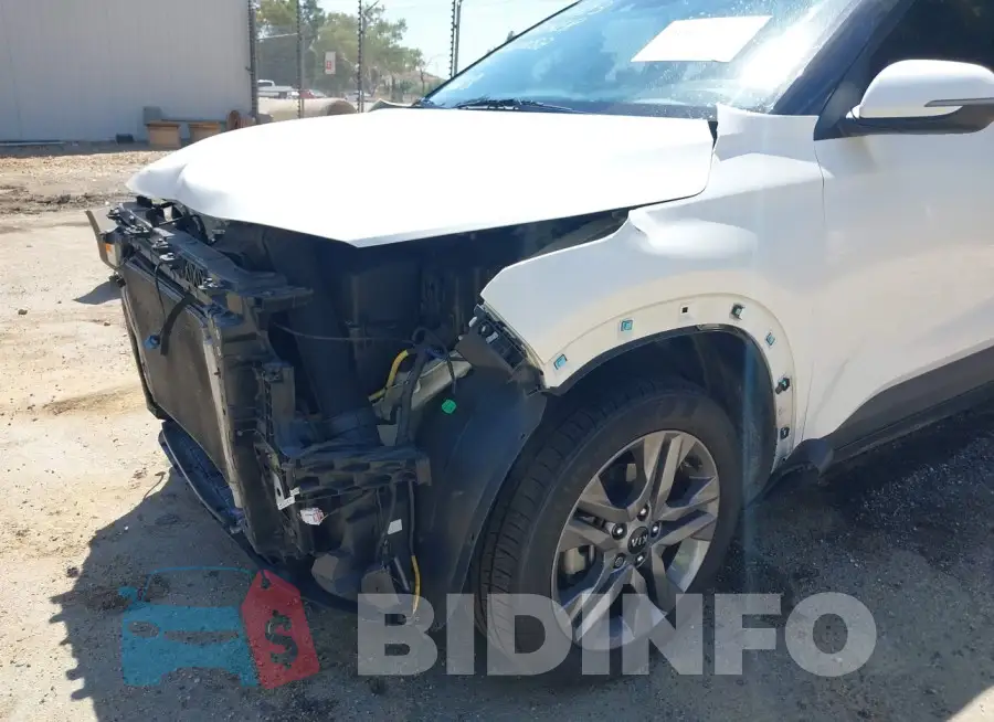 KNDEU2AA3M7106713 Photo# 6