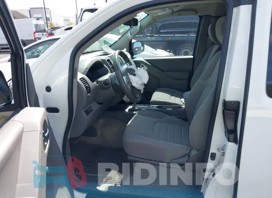 1N6BD0CT5JN726263 Photo# 5