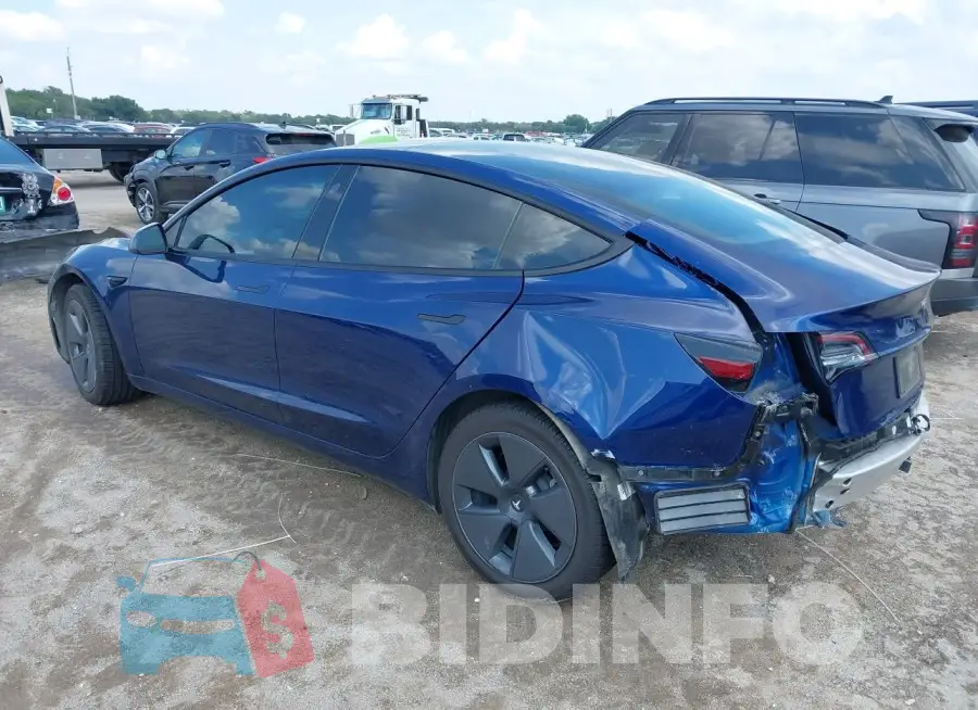 5YJ3E1EBXNF182068 Photo# 3