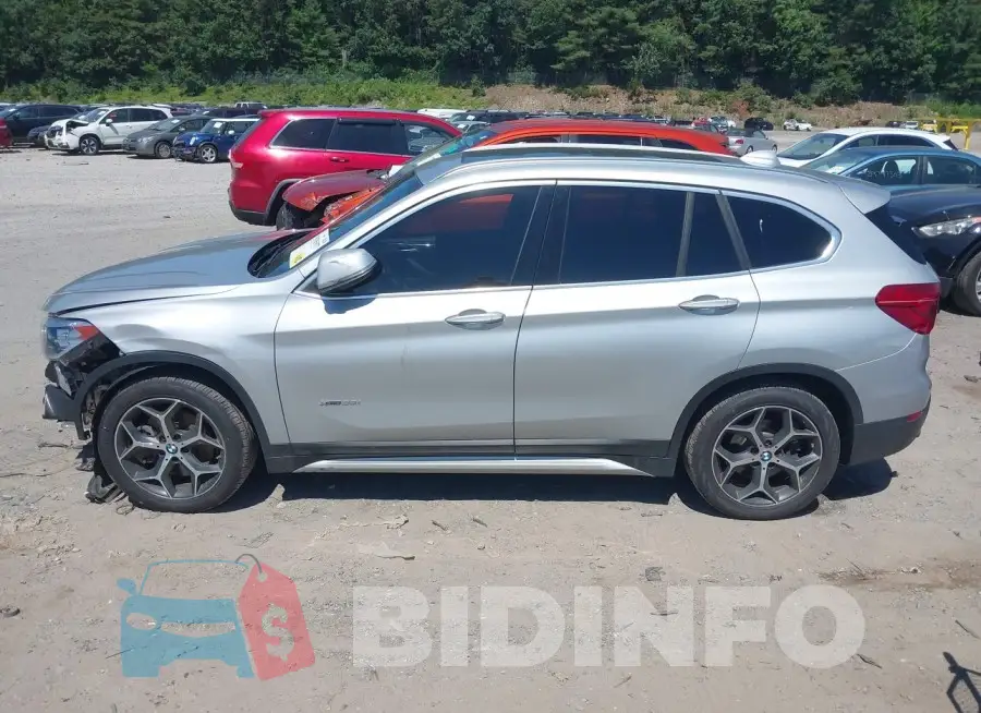 WBXHT3C3XJ5K29794 Photo# 14