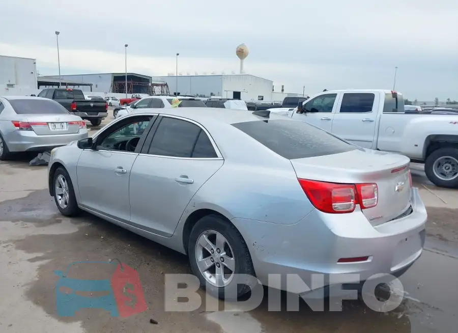 1G11B5SL8FF300466 Photo# 3