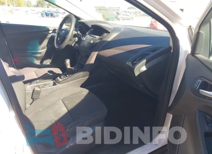 1FADP3F23GL239113 Photo# 5