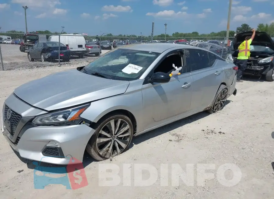 1N4BL4CW7MN367435 Photo# 2