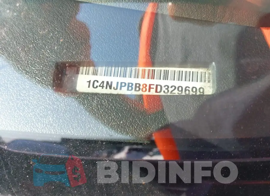 1C4NJPBB8FD329699 Photo# 9