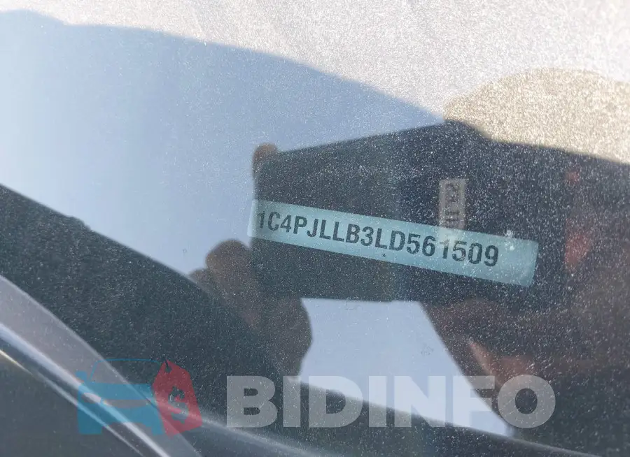 1C4PJLLB3LD561509 Photo# 9