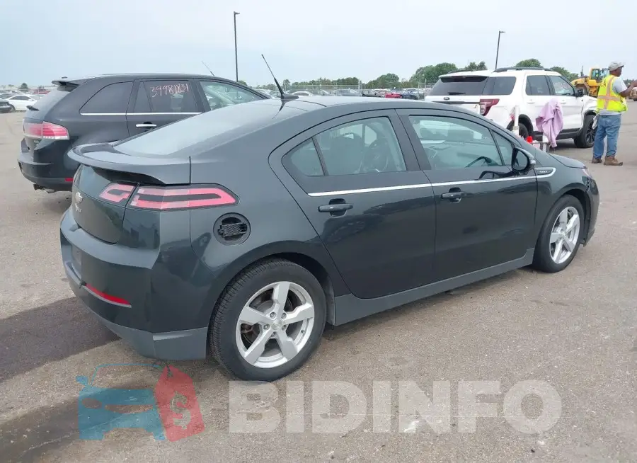 1G1RC6E45EU164222 Photo# 4