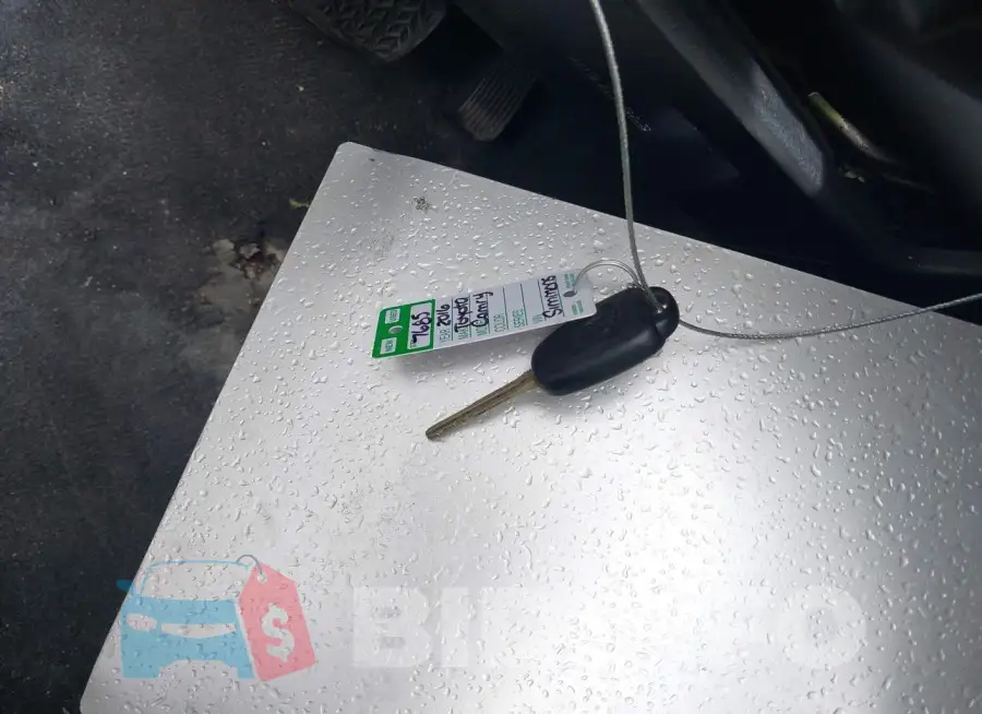 4T4BF1FK3GR548679 Photo# 11
