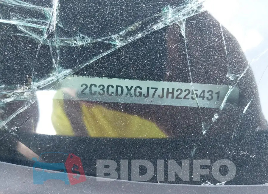 2C3CDXGJ7JH225431 Photo# 9