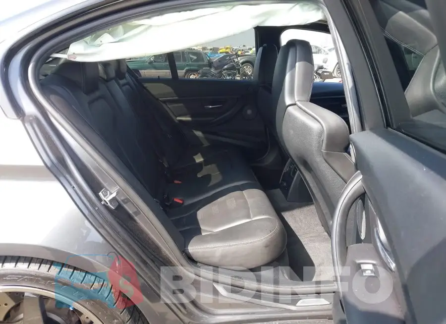 WBS8M9C53G5E68008 Photo# 8